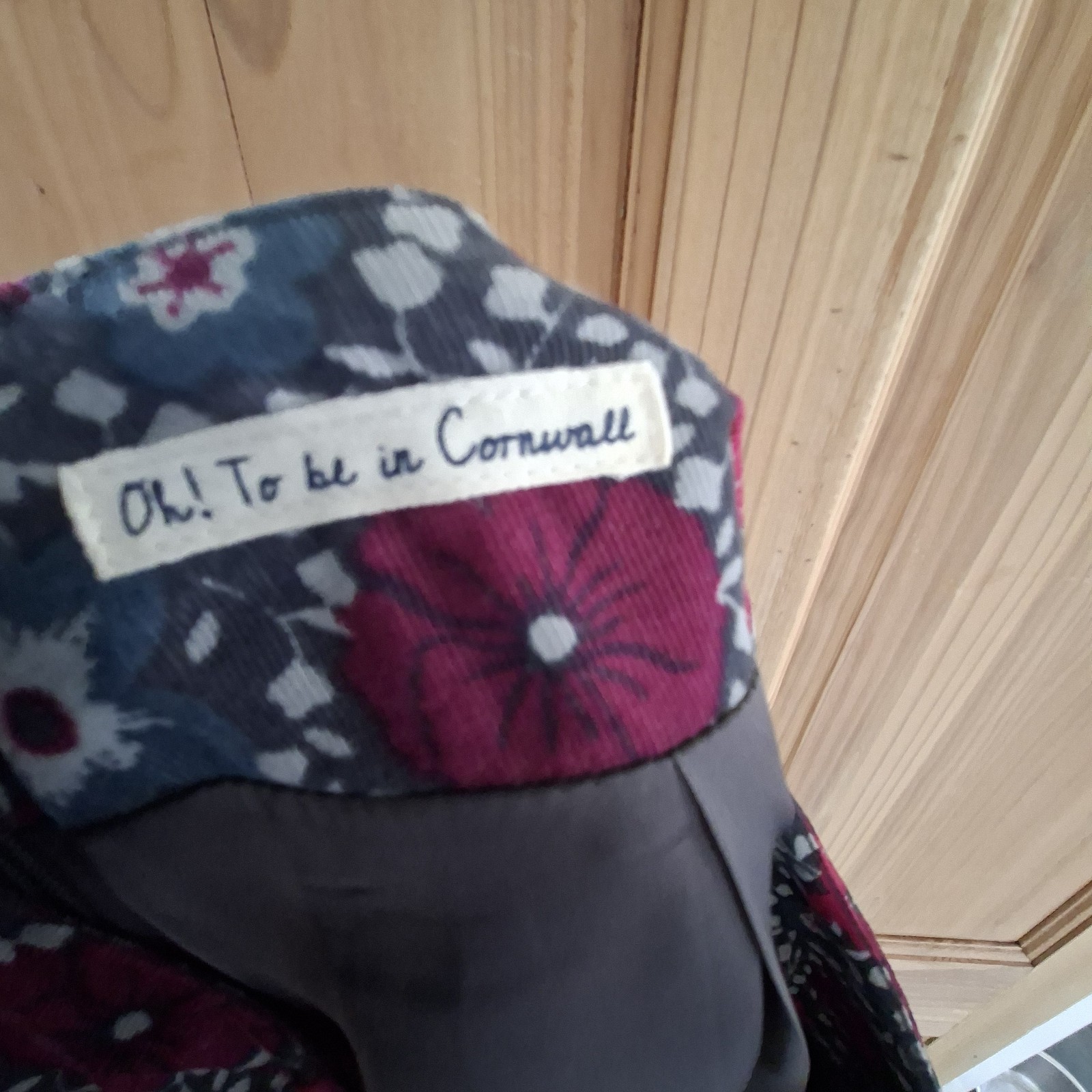 Seasalt Cornwall White Sands ladies Needlecord Skirt Size 10 Vgc Pink/teal/Grey