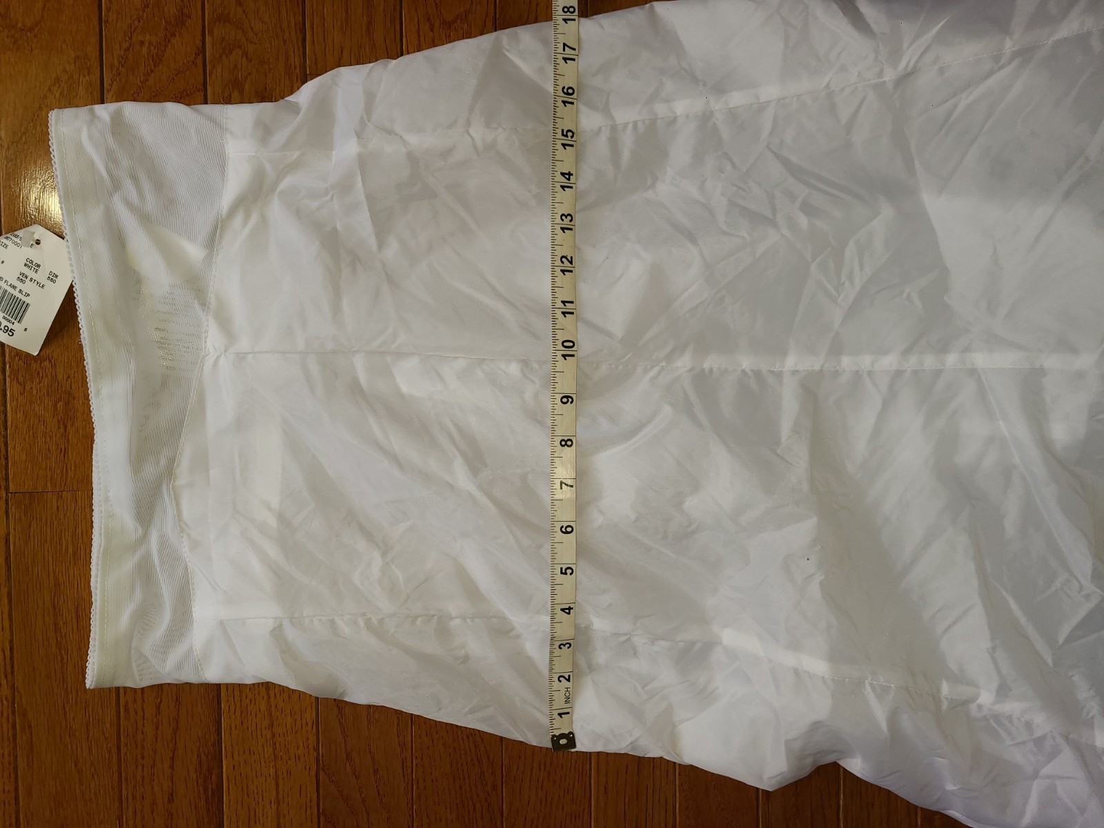 NWT Davids Bridal White Fit and Flare Slip Petticoat Size 8 Style 550 Zipper