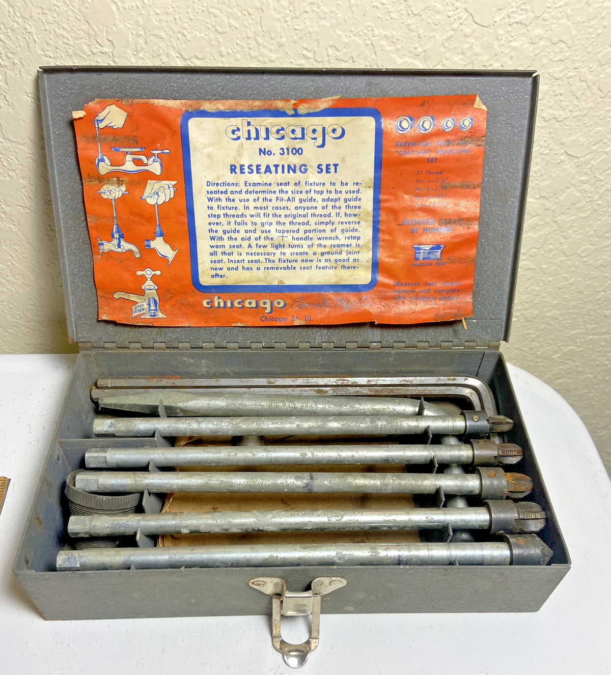 Vintage Chicago Specialty Mfg. Co. faucet reseating tool set -  in metal box
