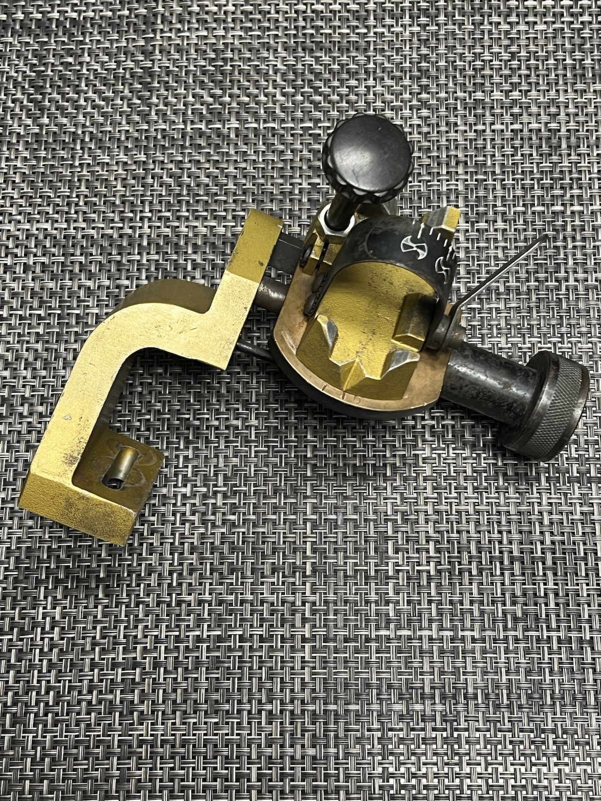 Darex M-Series Drill Grinder No. 3920 Point Splitting Attachment (3-A)