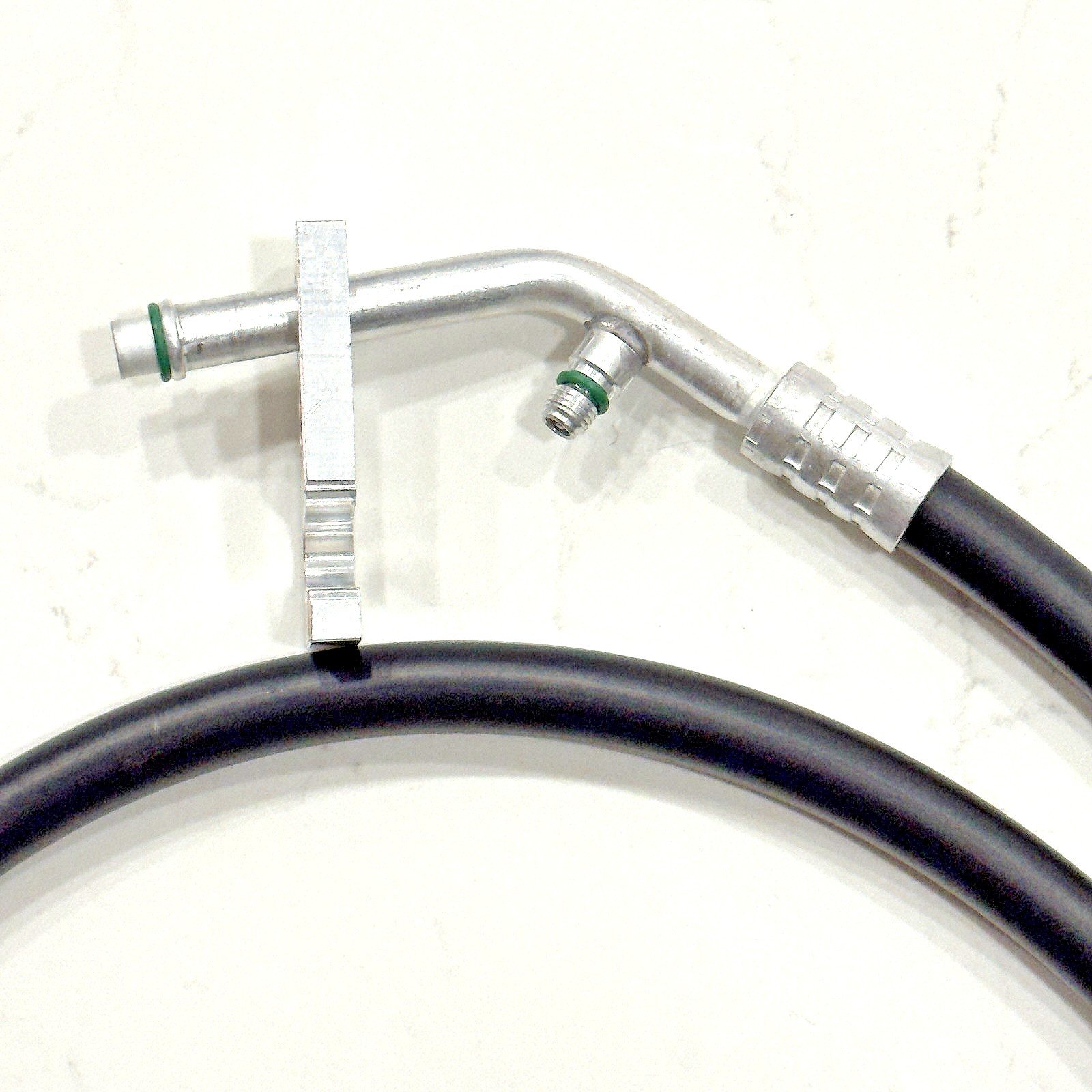 F50-6242-1475 HP Discharge AC Line Hose Assembly For Peterbilt Kenworth Trucks