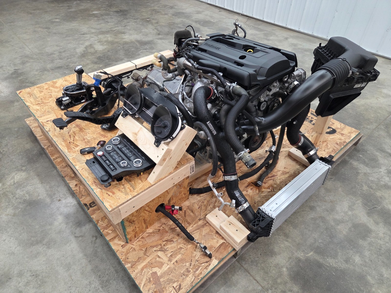 2017 Mustang EcoBoost 2.3L TURBOCHARGED Engine & 6 Speed Auto Trans Turn Key 53k