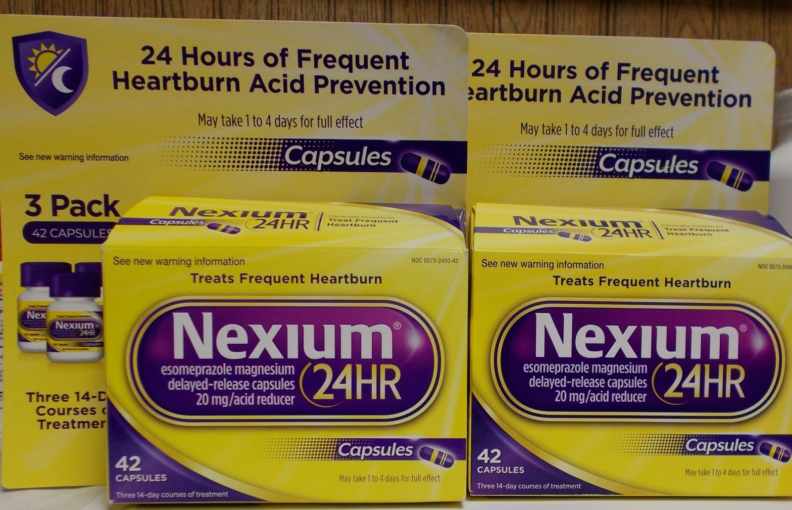Nexium 24 Hour Capsules Treats Frequent Heartburn 42 Capsules ( Lot Of 2 )