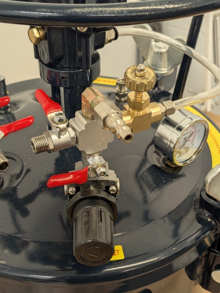 Berkebile 2+2 Pressure Pot System 5 Gal. Tank 90 PSI Max. BPFC-PROSYS5