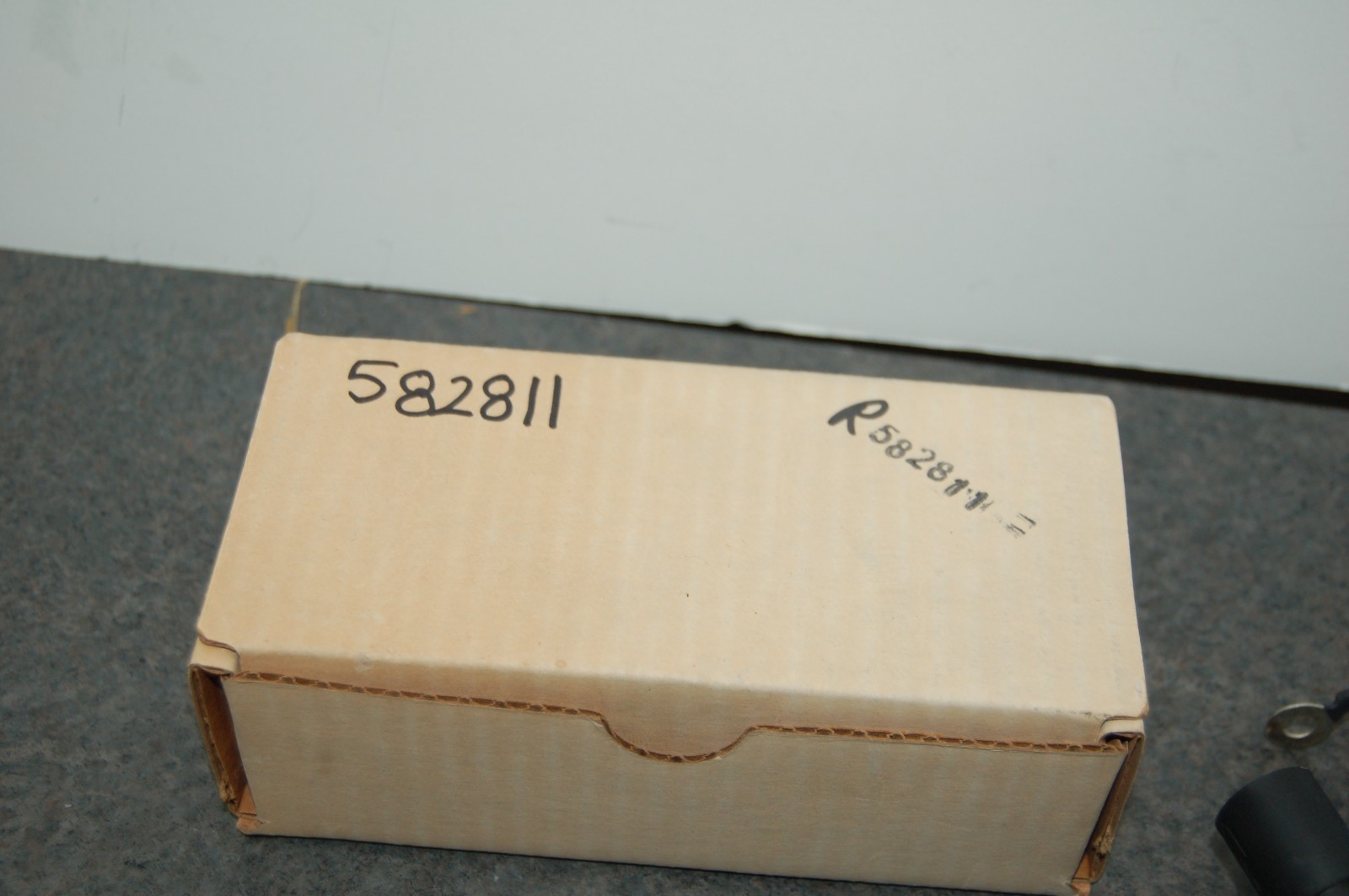 NOS GENUINE OMC 582811 Power Pack OEM EVINRUDE 0582811 NEW OLD STOCK FACTORY