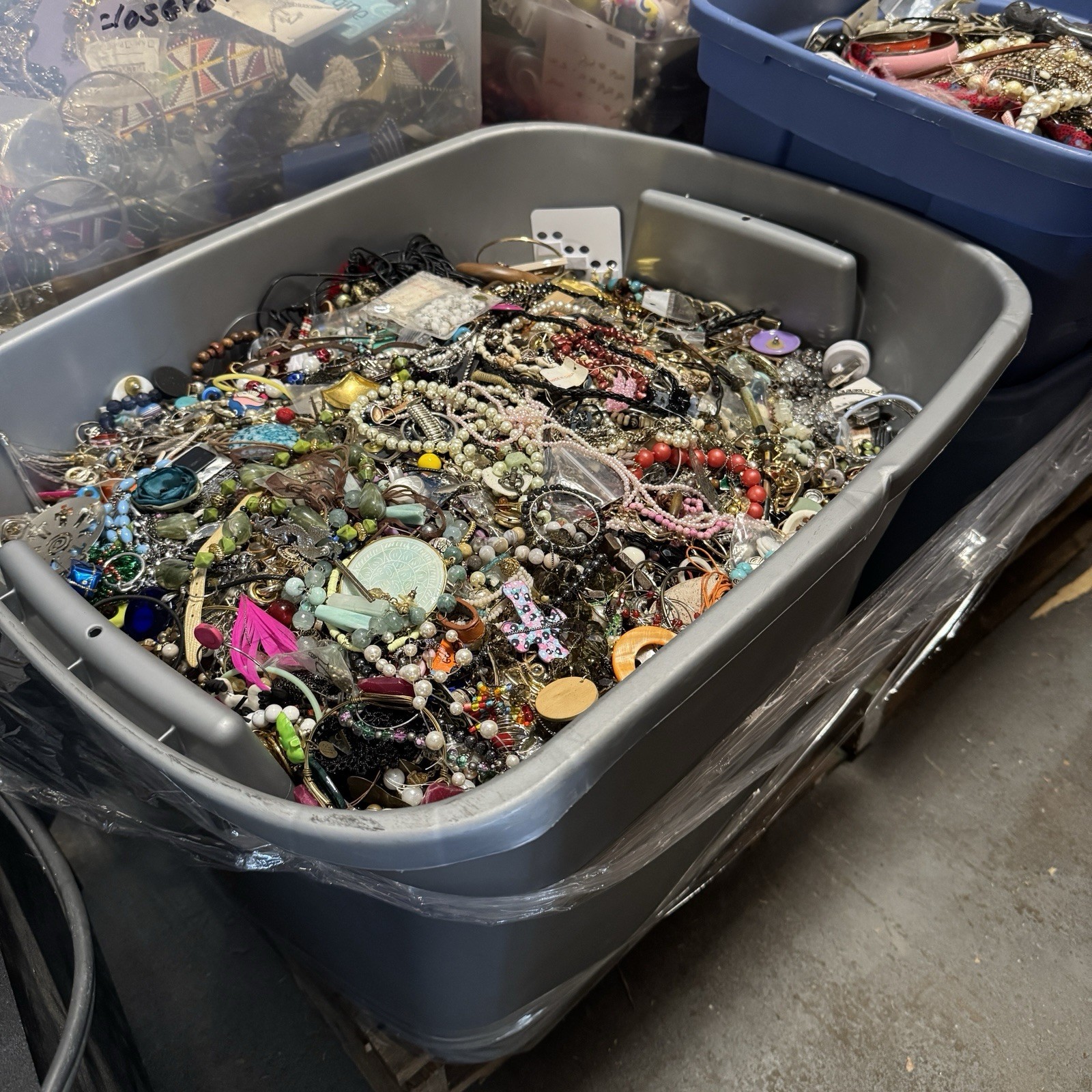 5 Pound Unsorted Tangled Jewelry Vintage Modern Wear Junk Mystery Treasure Hunt