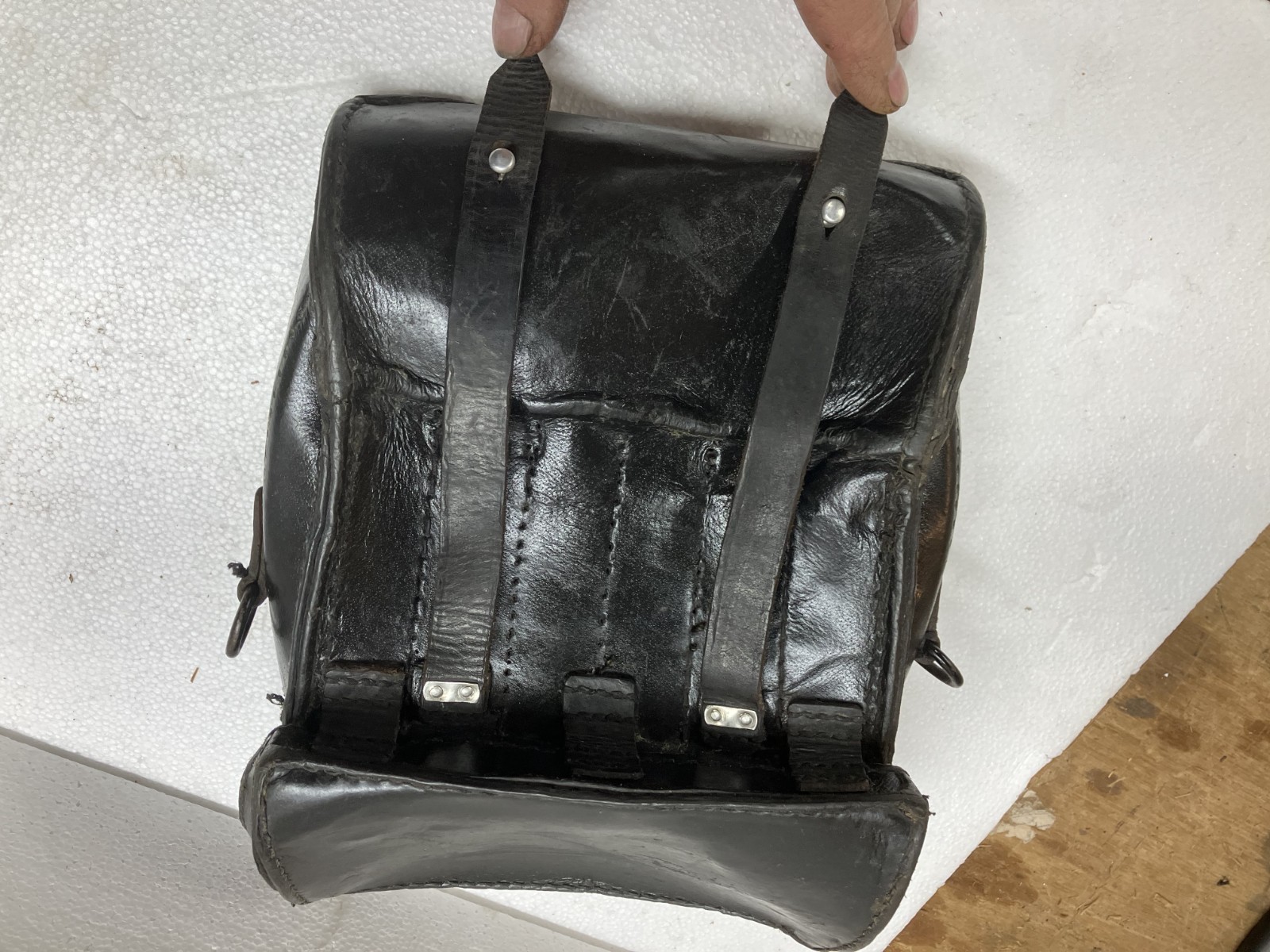 WW2 German flare pistol leather gun shell pouch 101st airborne send back 1944