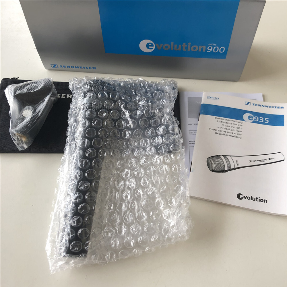 Sennheiser e935 Dynamic Wired Professional Microphone - Early Box Version