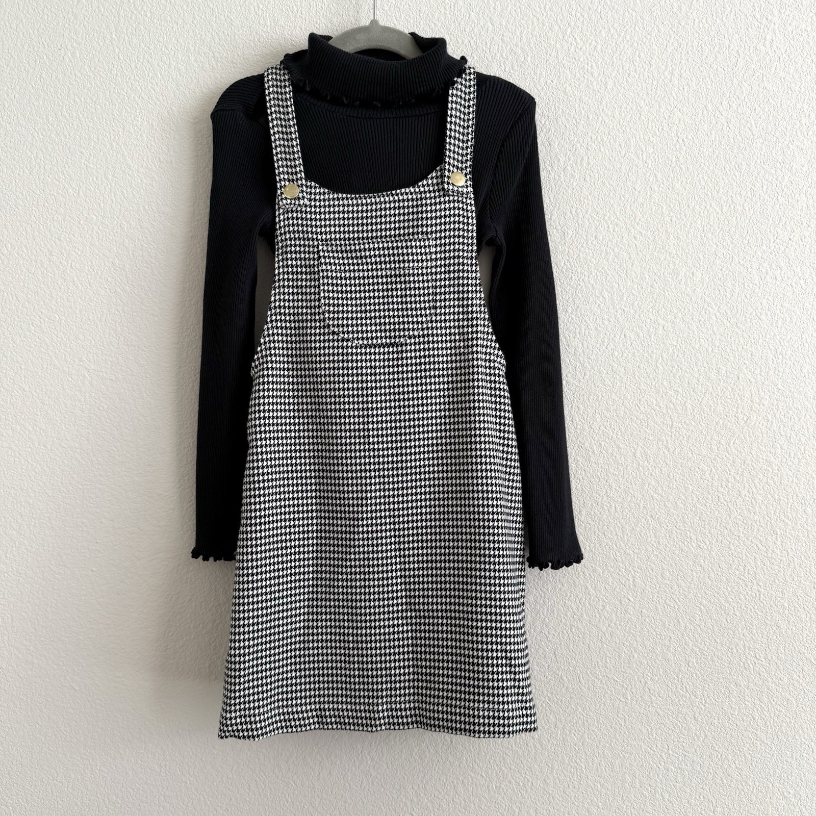 Houndstooth Jumper With Black Turtleneck Girls Size 5 Preppy Academia School Mod