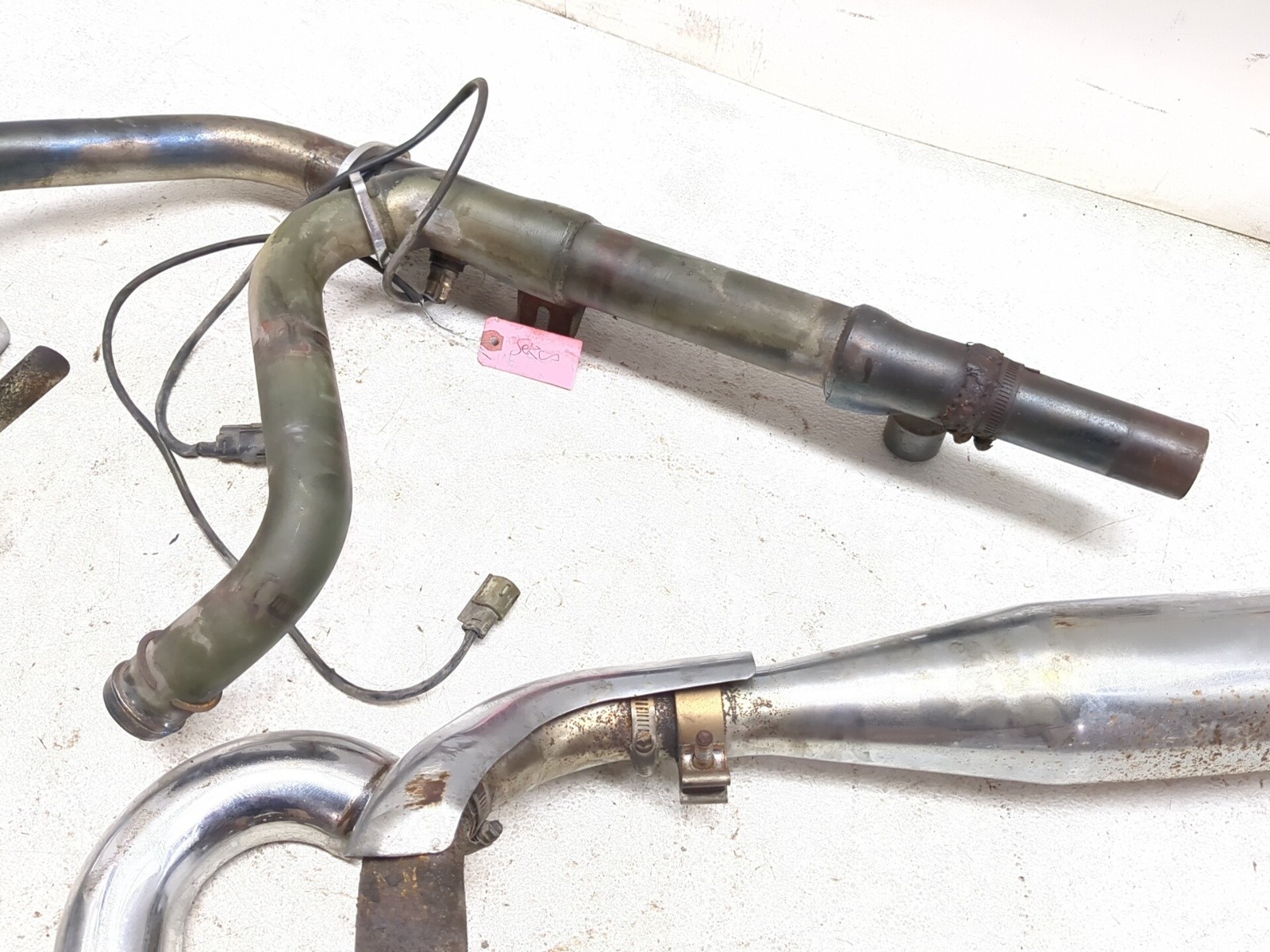 14-16 Harley Street Glide Special FLHXS Header Muffler Heat Shield Set 66855-10A