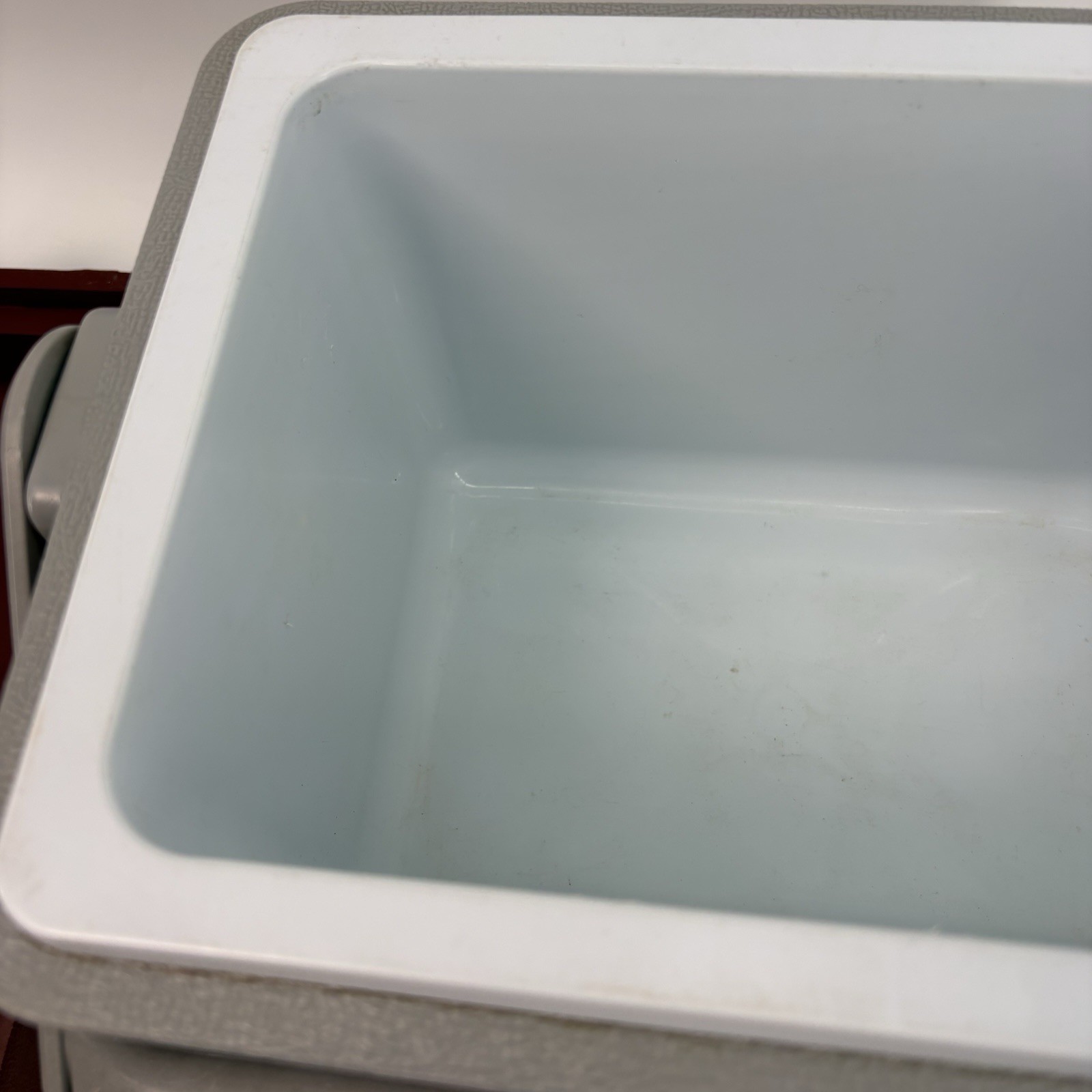 Vintage Gott Tote 6 Cooler Console Arm Rest With Cup Holder, Red, Read DS!