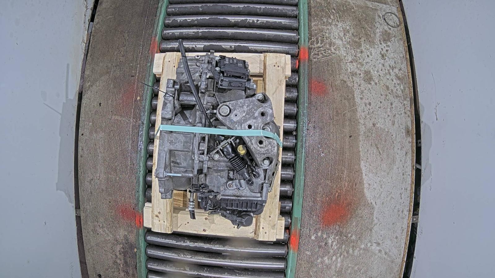 Used Automatic Transmission Assembly fits: 2015 Chrysler 200 AT Sedan 2.4L 9 spe