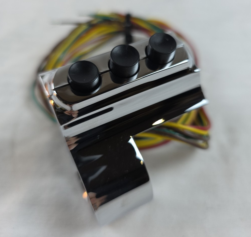 PERFORMANCE MACHINE FOR HARLEY CHROME RIGHT SIDE SWITCH ASSEMBLY 0616-0096