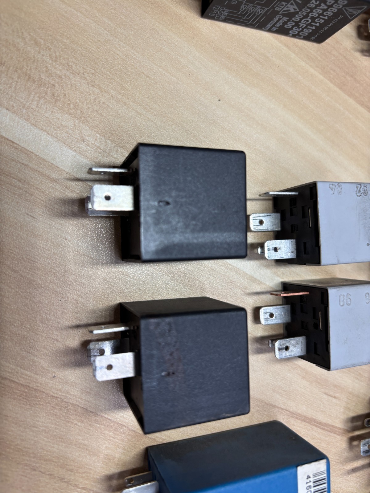 996 911 986 Boxster Miscellaneous Porsche Electrical Relays