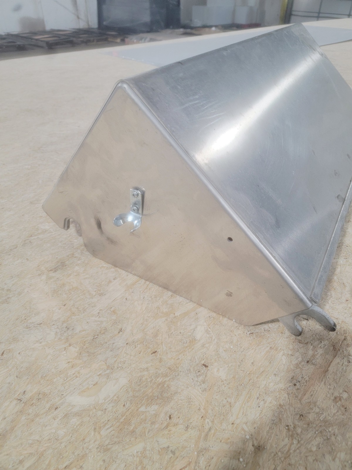 Freightliner Cascadia A06-69517-000 4 Battery New Takeoff