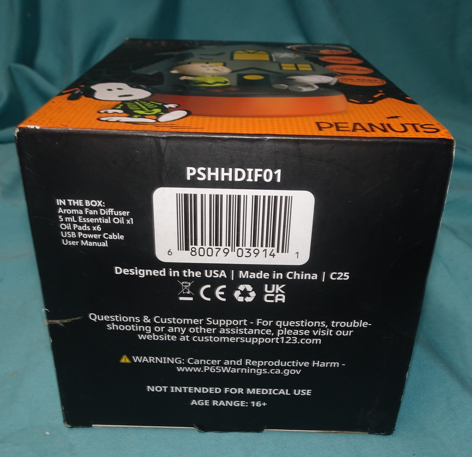 used = Peanuts Snoopy & Charlie Haunted House Diffuser Essential Oil Included