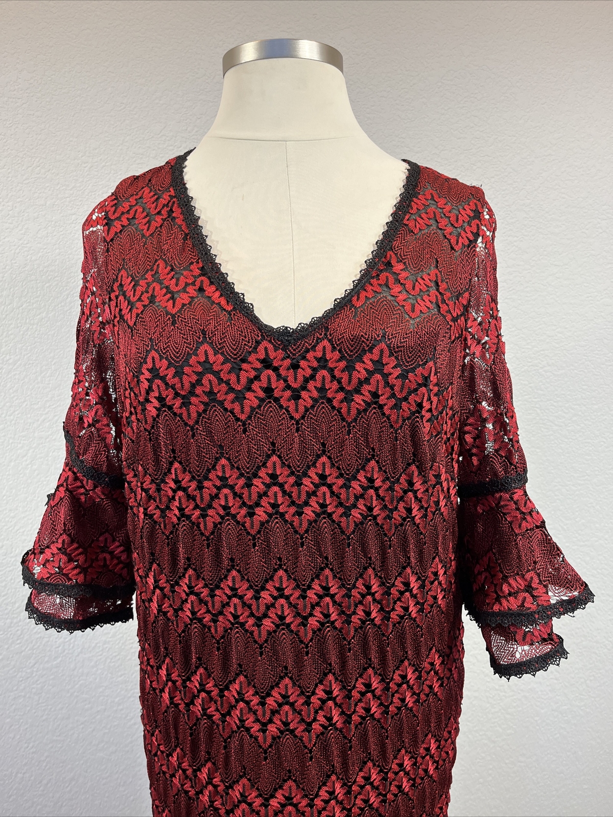 54” Red Flamenco Dress Costume Carmen opera Size 22 Red Black Lace Spanish Dance