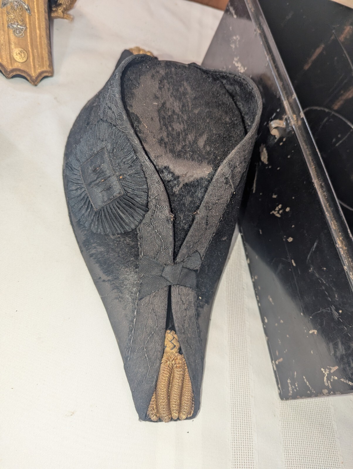 19th Cent. US Navy Officers Hat w/ Epaulettes & Belt in Tin Case Original!