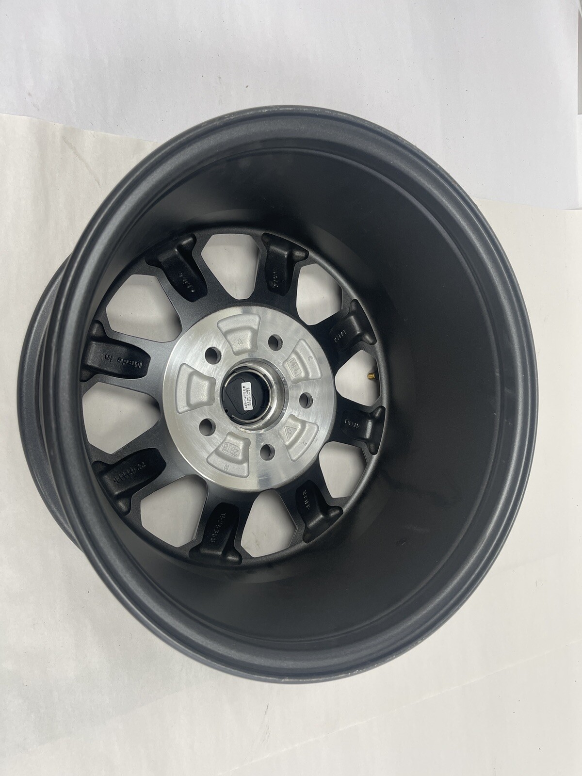 1-2024-2025 POLARIS XPEDITION FRONT OR REAR WHEEL WITH 1 MILES 15x7 GREAT SHAPE