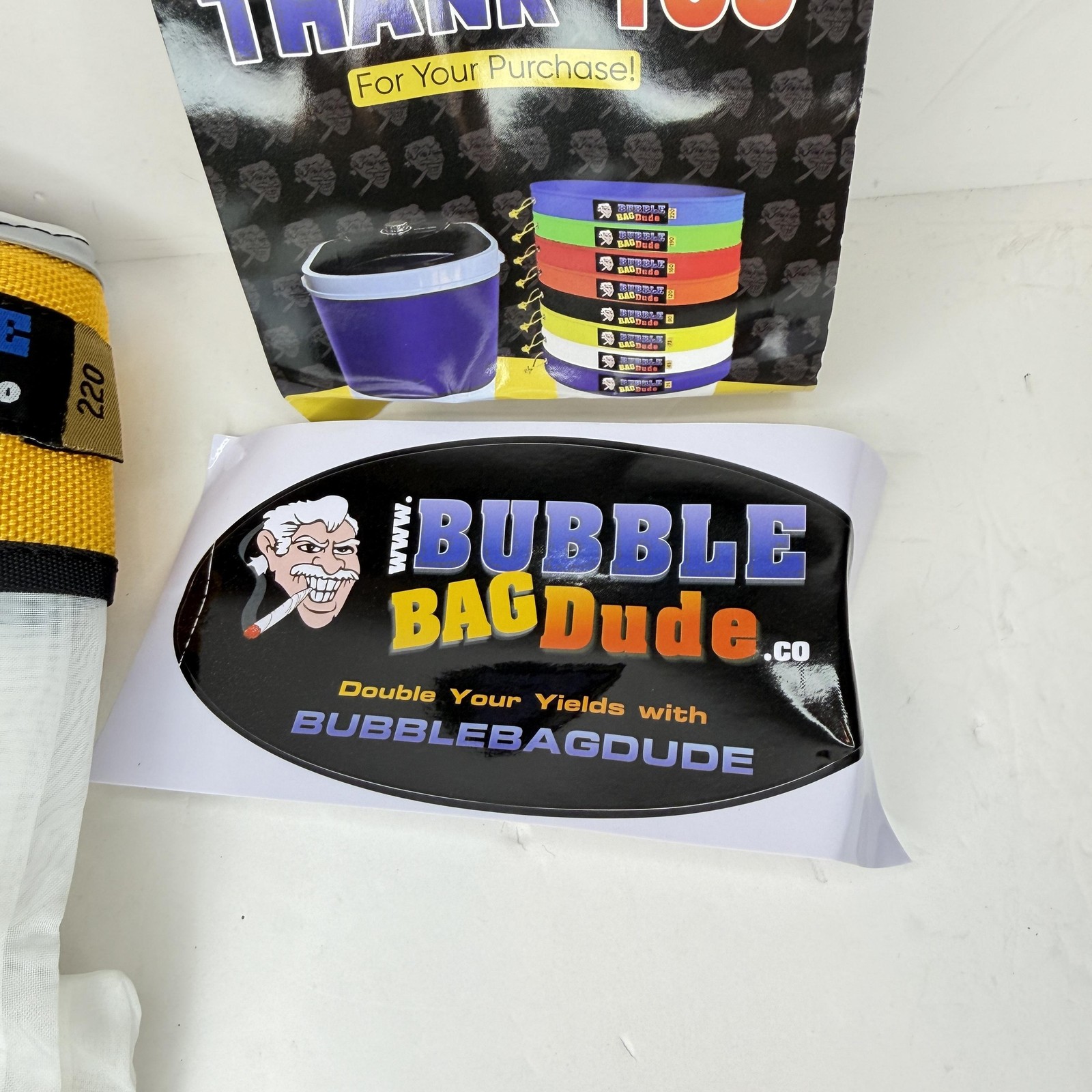 BubbleBagDude Bubble Bag 5 Gallon 220 Micron Zipper Extraction Bag Herbal Filter