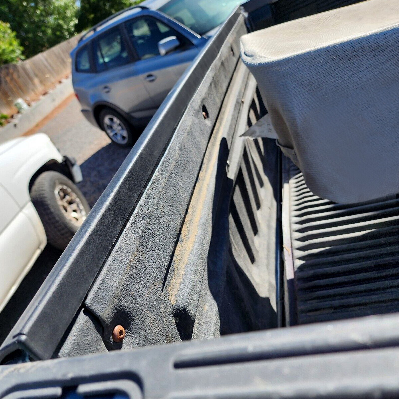 NEW Tailgate Top Protector Molding Cover For 1999-2007 Ford F250 F350 Super Duty