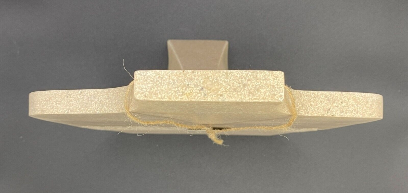 Artisan De Luxe Home Poly‑Resin Tan Necklace Display