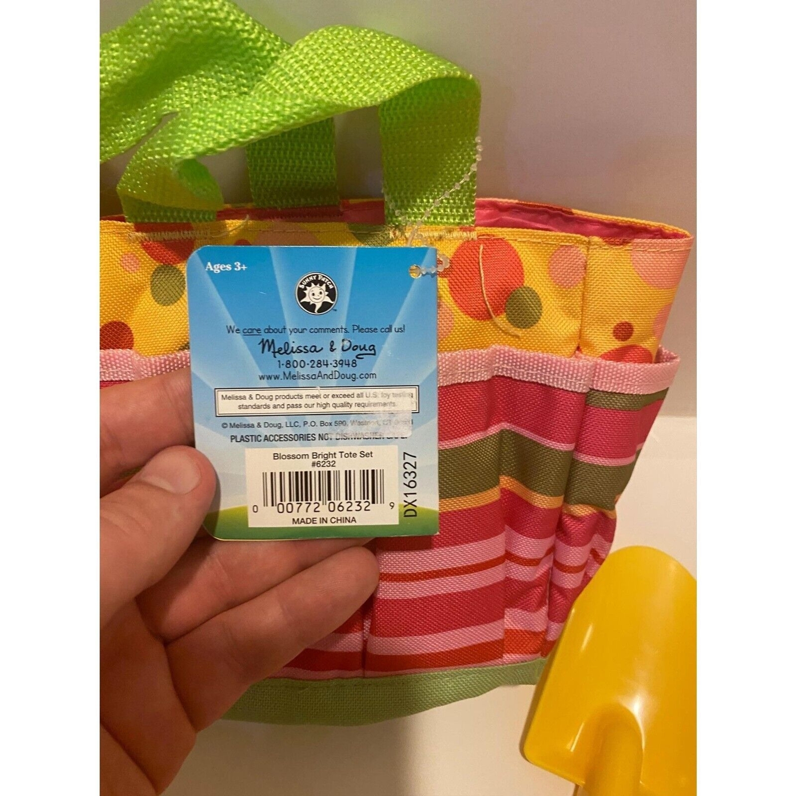 Melissa & Doug Sunny Patch Blossom Bright Tote Gardening Toy Set Kids Outdoor