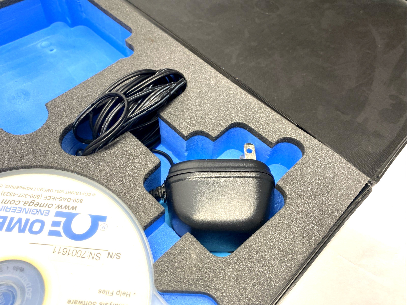 Omega DB5300-OM Portable Handheld Data Logger 8-Ch OM-DAQPRO-5300