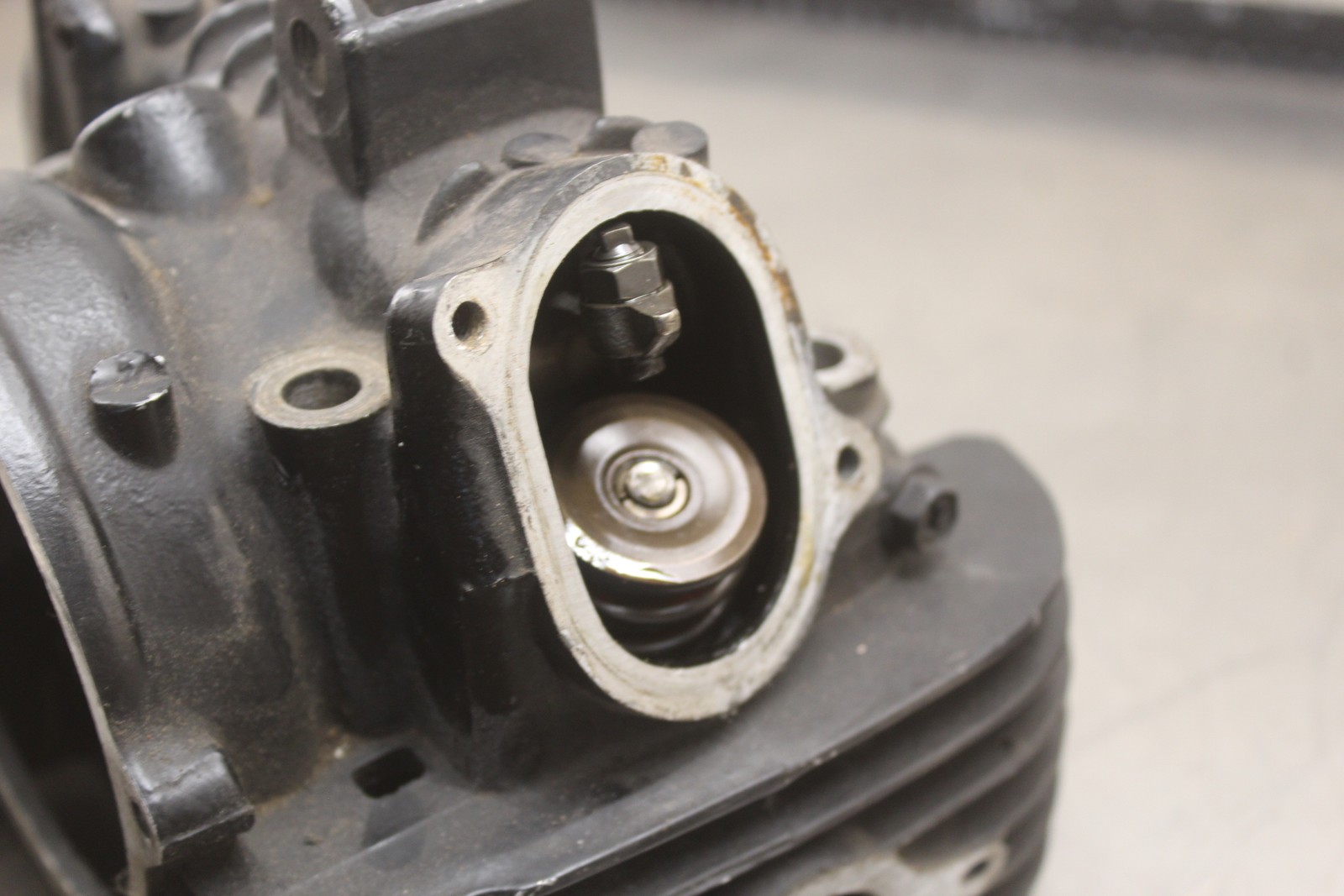 Yamaha XT250 ENGINE MOTOR CYLINDER HEAD XT250