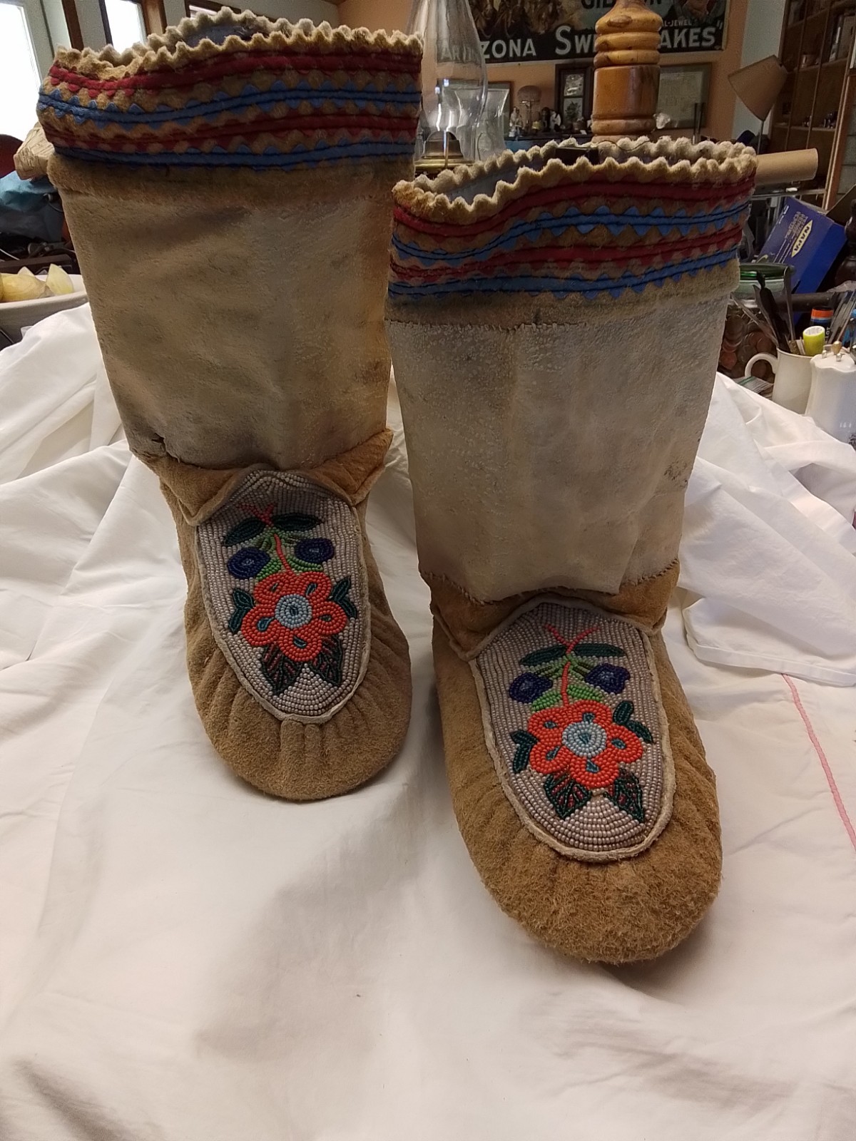 First Peoples Native American High Top Beaded Moccasins Cree Or Ojibwe?