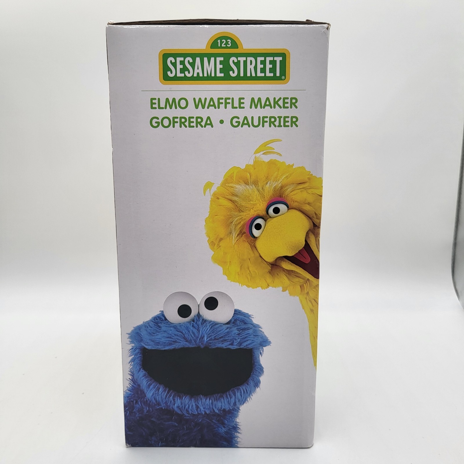Sesame Street Elmo Waffle Maker Easy Cleanup Cook Light Indicator Stylish Design