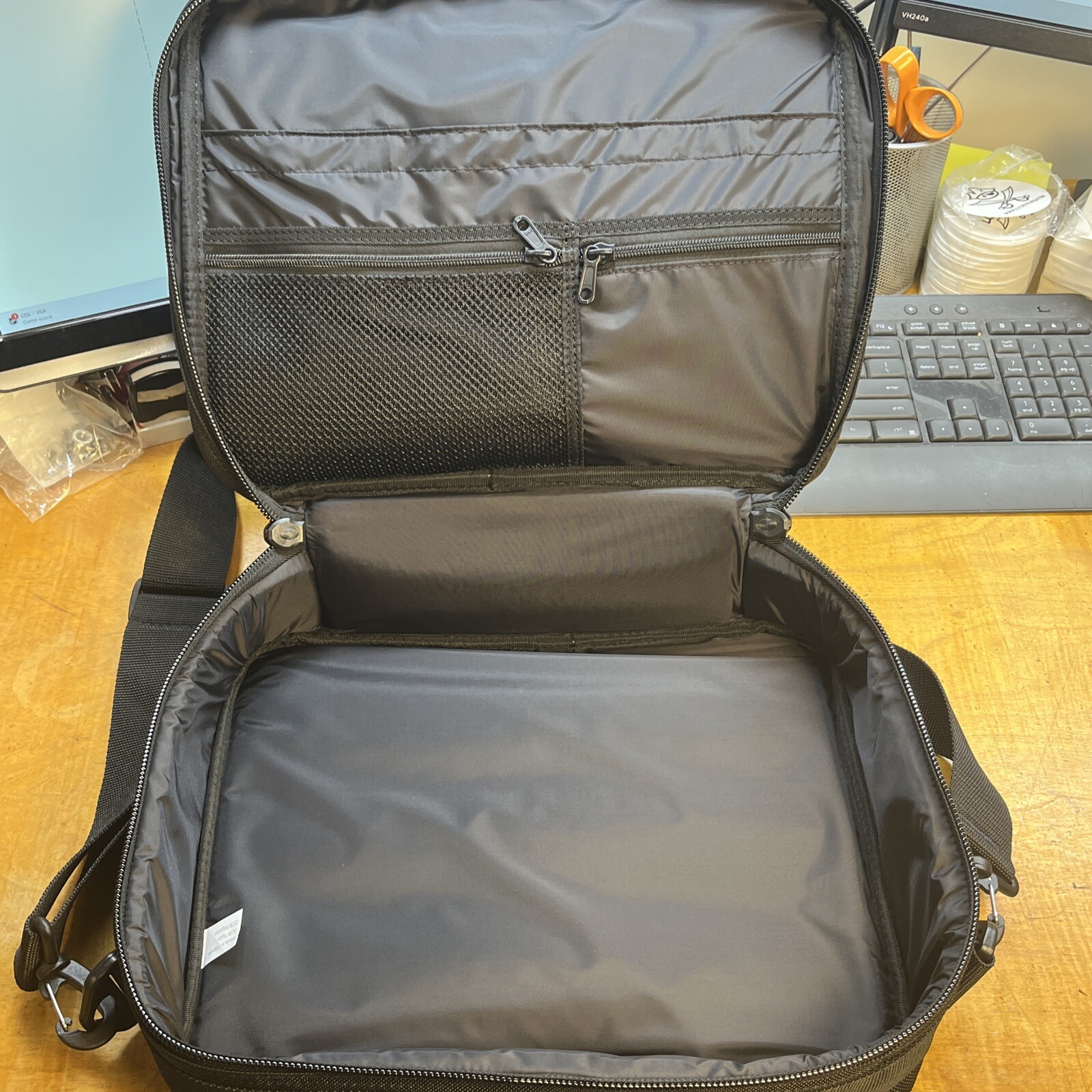 Atomic Aquatics Deluxe Padded Regulator Bag 11-0501-00 Protective Scuba Reg Case