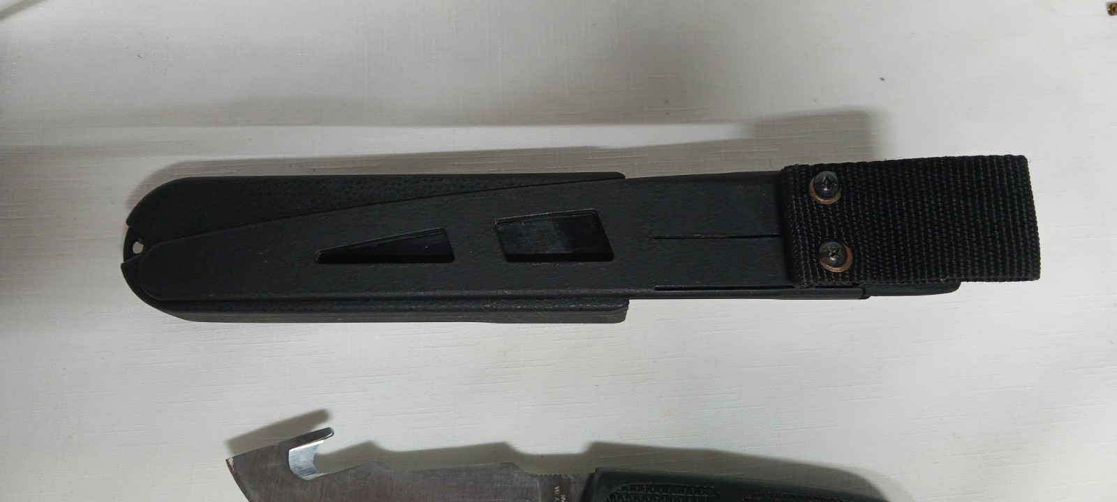 Outdoor Edge Griz-Pak North American Hunting Club Kodi-Skinner Knife & Griz-Saw