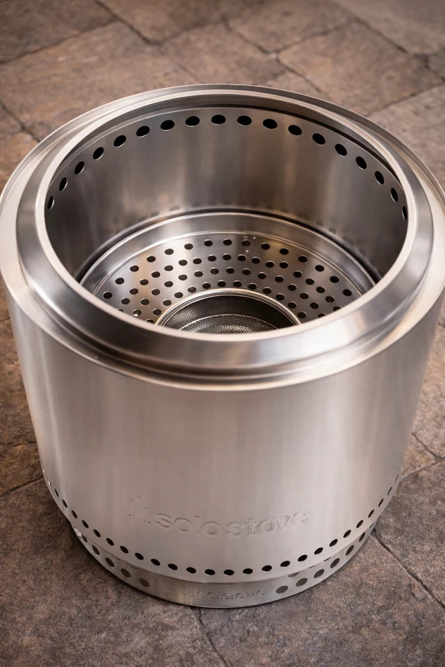 Solo Stove Bonfire 2.0 - 19.5 Inch Smokeless Fire Pit w/ Removable Ash Pan New