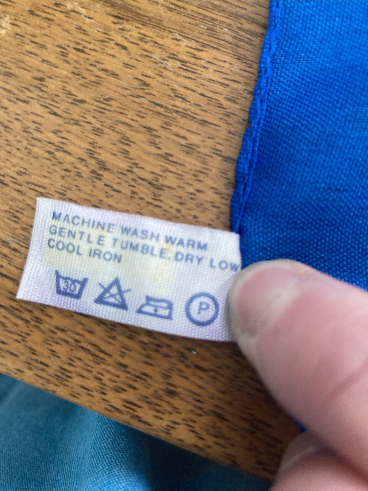 Vintage 1970s Valentina Fiore Women’s Scarf Black & Blue Geometric Design Square