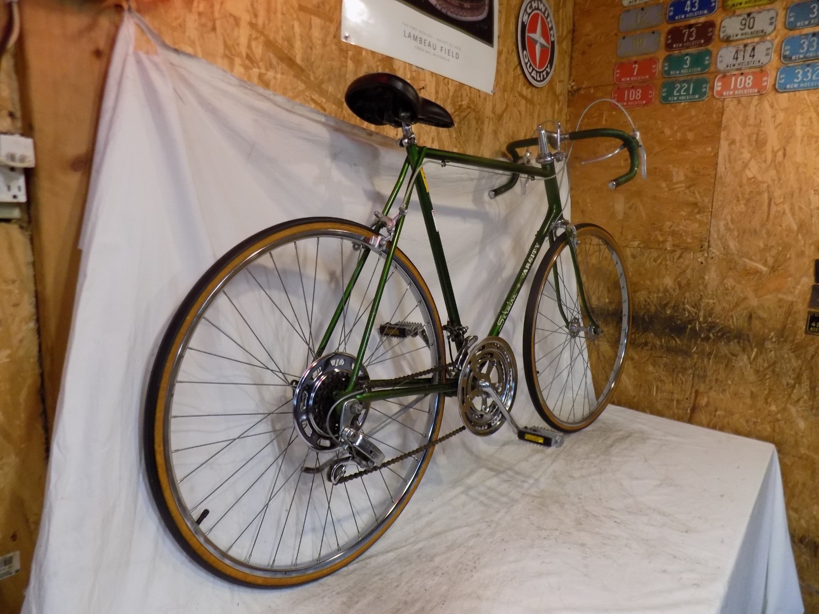 1972 SCHWINN VARSITY MENS 10-SPEED CAMPUS GREEN ROAD BIKE CONTINENTAL RACER 27