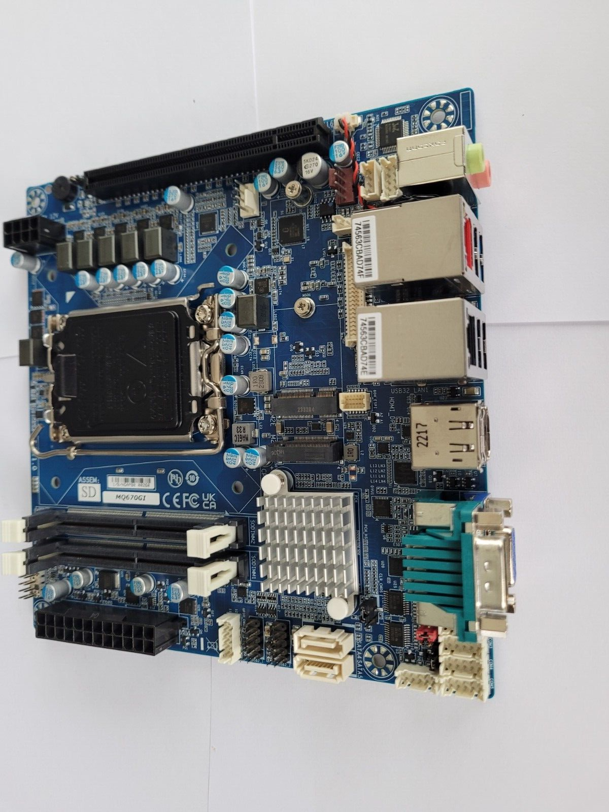 GIGAIPC MQ670GI-SD LGA 1700 Q670 DDR5 So-Dimm 12th 13th 14th Mini-ITX