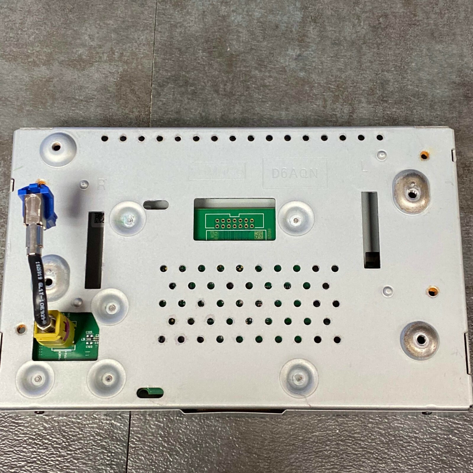 2016-2020 Ford Lincoln Sync 3 Display Screen 18B955 8.0" Touchscreen Factory OEM