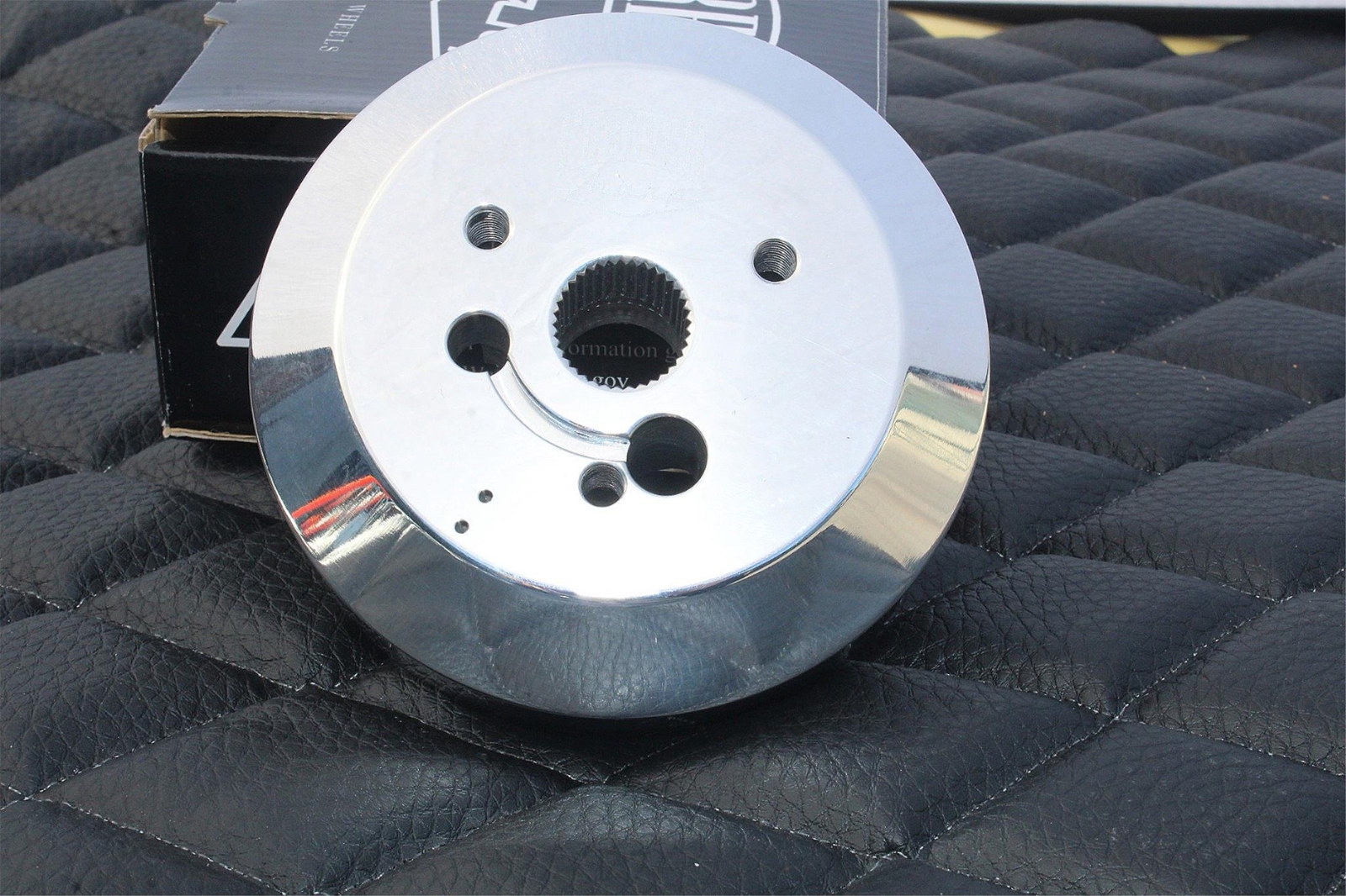 3-Hole Steering Wheel Polished Hub Adapter ( Flaming River, Ididit, GM, Chevy)