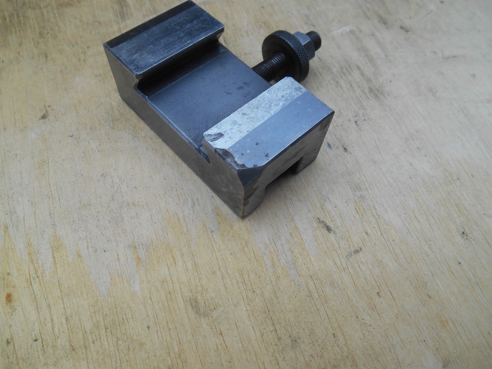 DORIAN D30BXA-1 Tool Post Holder,Turning And Facing 3/4" bit