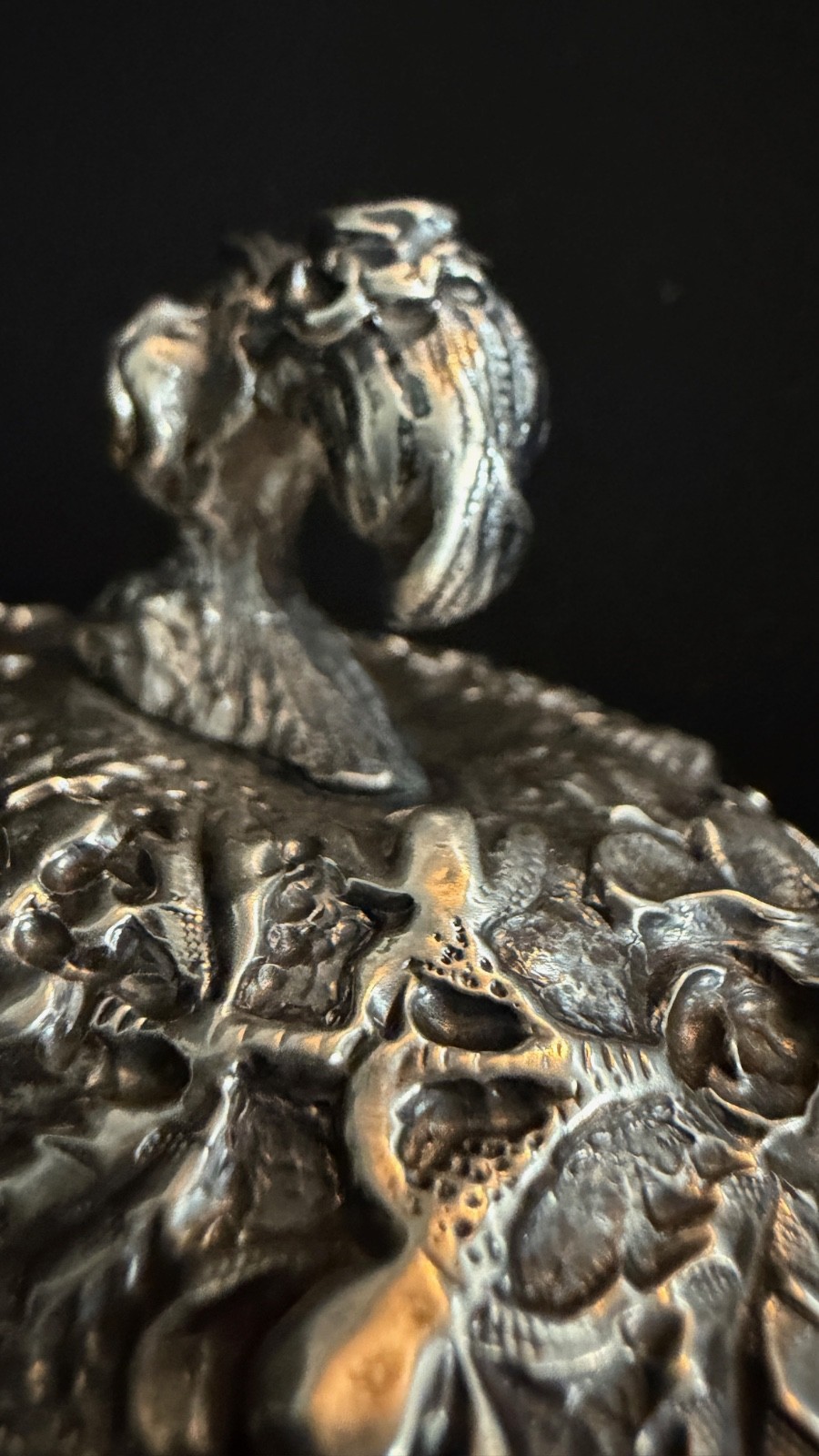 Antique Sterling Silver Repousse Lid Probably S Kirk & Son