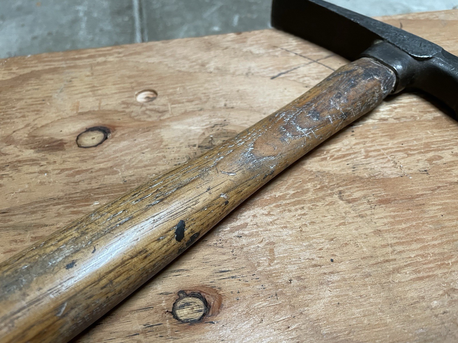 Vintage Vaughan Super Steel Stone Mason Brick Layer Masonry Hammer 16 oz