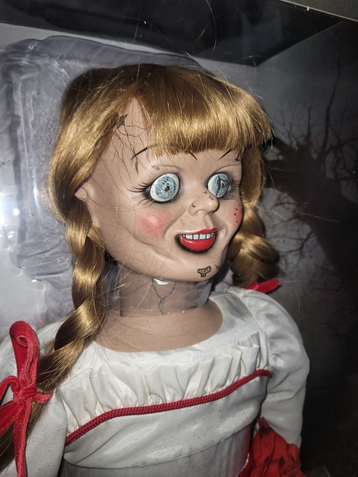 Trick Or Treat Studios The Conjuring Movie Annabelle Doll Prop Replica 1:1 Scale