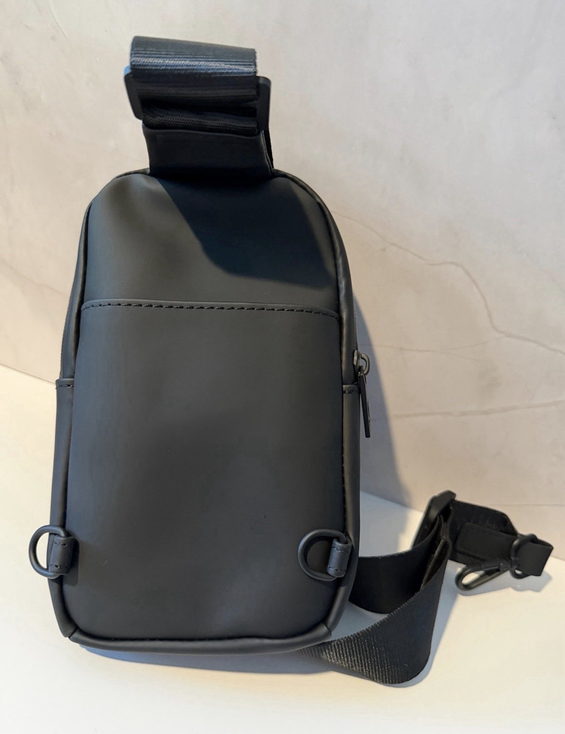 Psycho Bunny - Unisex Rubberized Crossbody BLACK