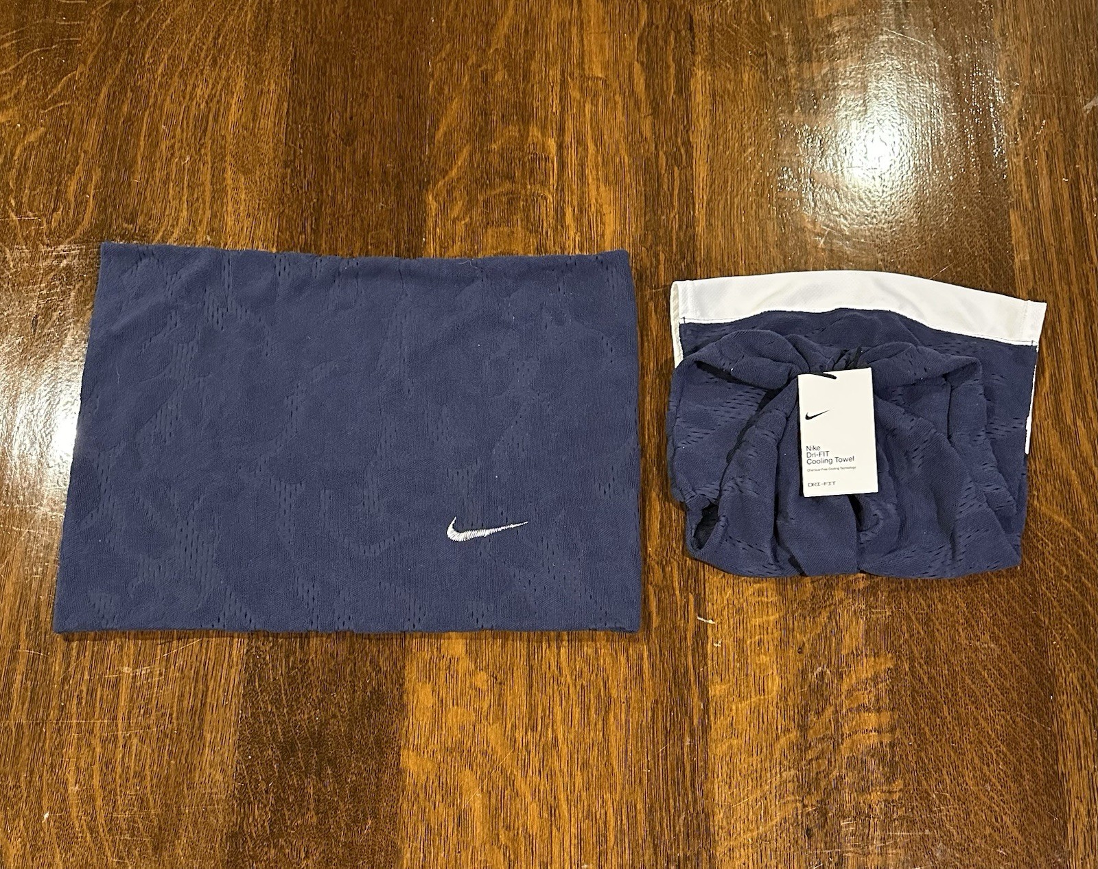 Nike Dri Fit Loop Infinity Cooling Towel Navy Blue/White Unisex OSFM Golf Gym 2x