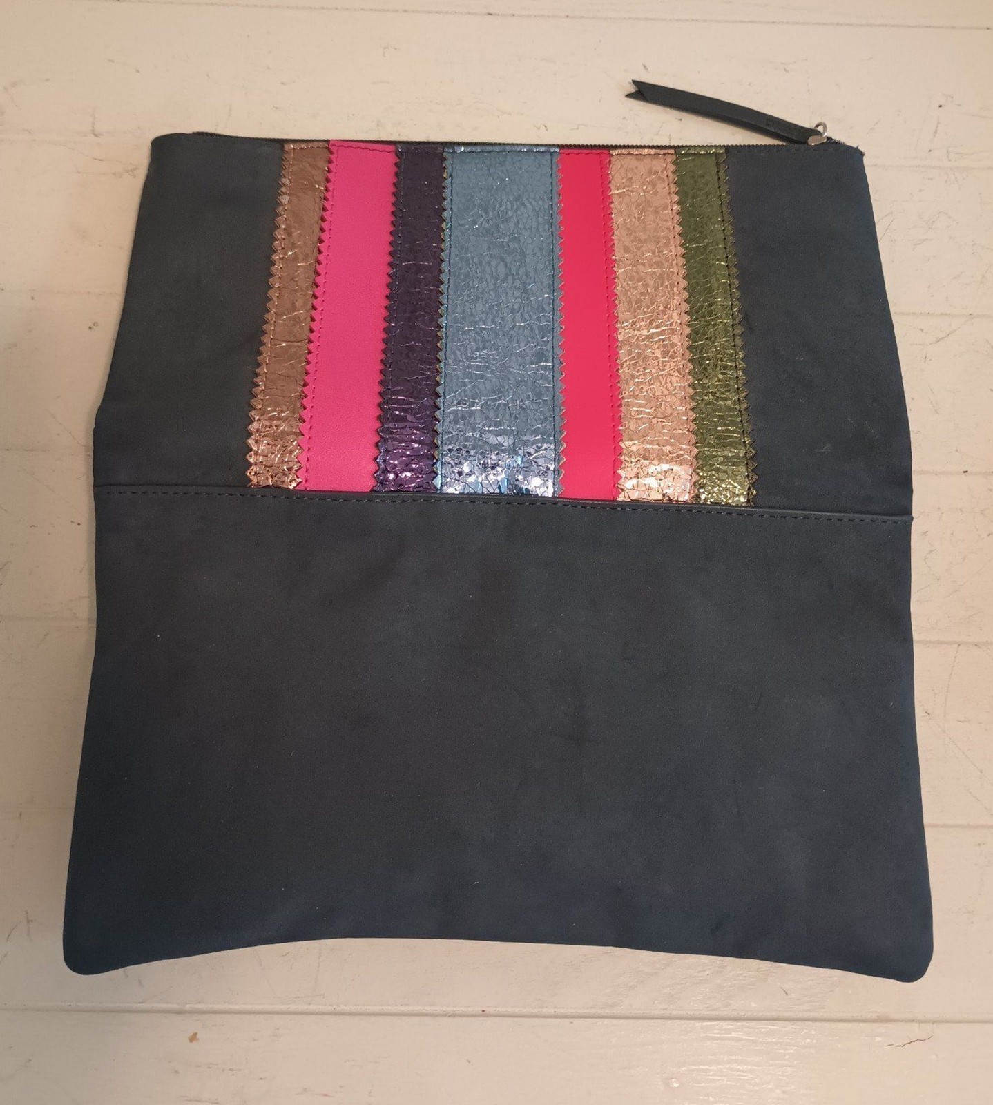 Clutch Handbag Navy Multicolor Detail