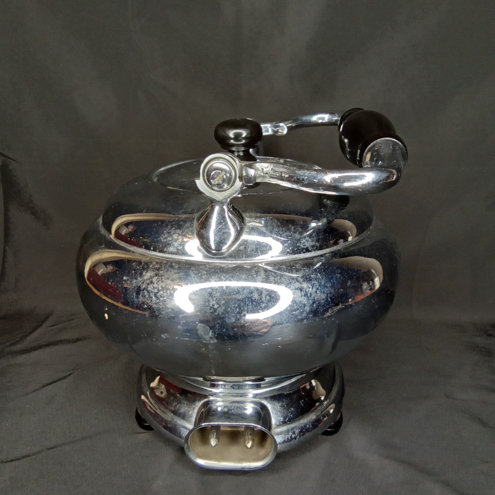 Antique Electric Percolator Silver Plated Kettle Landers Frary & Clark USA 1930s