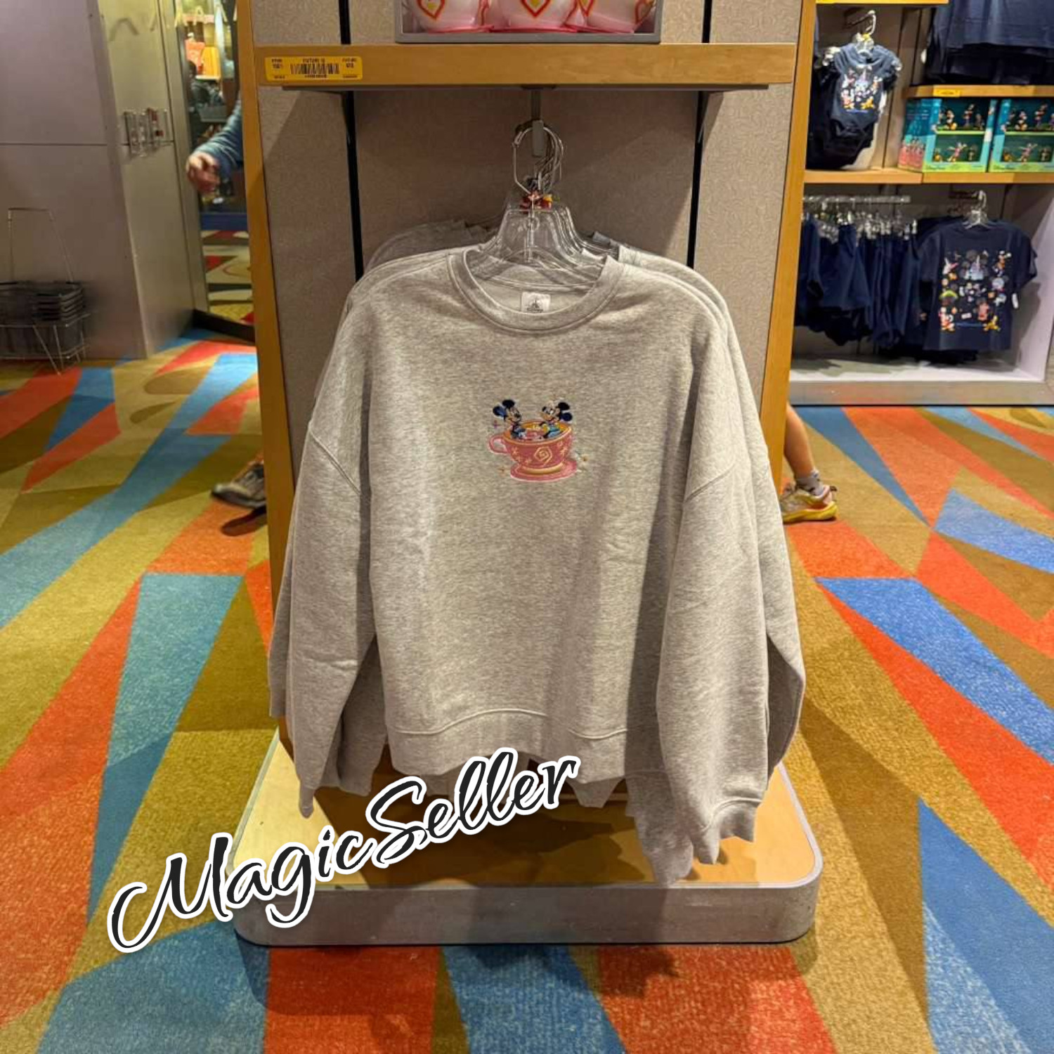 2026 Disney World Mickey & Minnie Teacup Best Day Ever Pullover Sweatshirt S