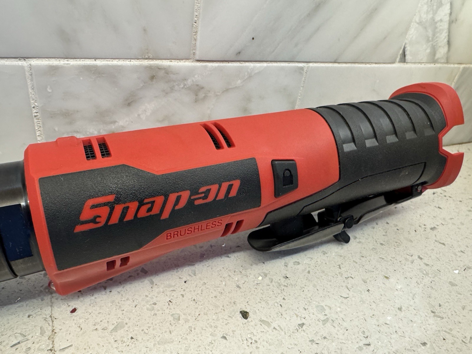 NEW Snap-on CTCRUD861DB 14.4V Lithium Ion Cordless Crud Thug Removal - Tool Only