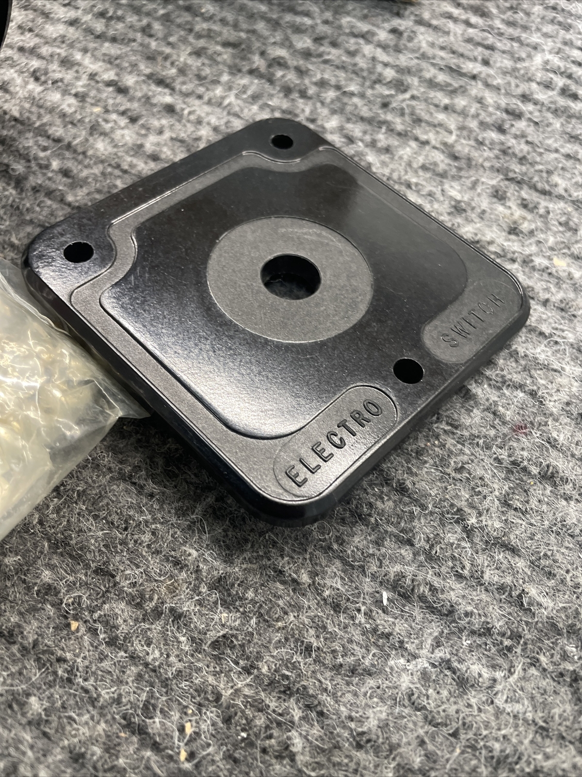 ElectroSwitch 24202B 20A 600V 2HP Rotary Knob Switch 8 Position 2 Stack Double